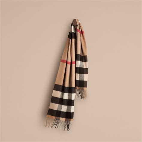 burberry scarf hk